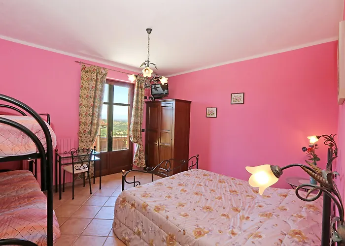 컨트리하우스 Al Brich 알바레토 델라 토레